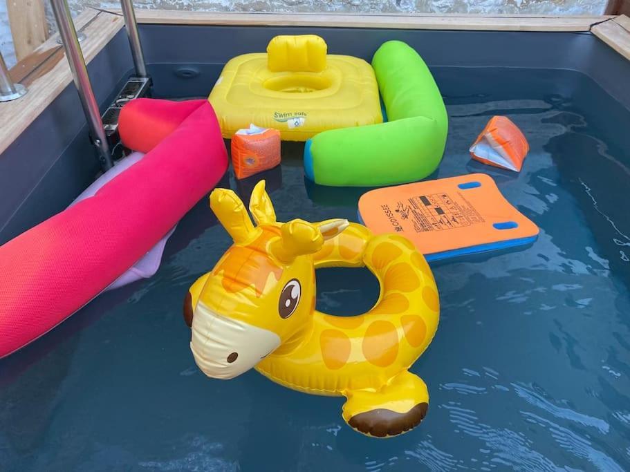 Charentaise 6-8 Personnes Avec Piscine Villa Tonnay-Charente Exteriör bild