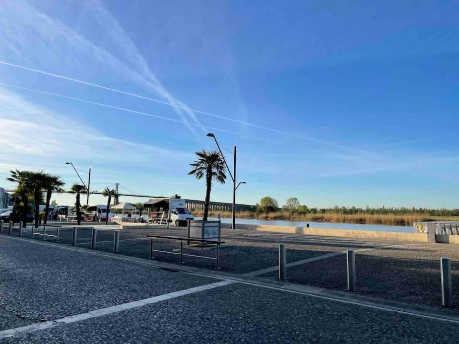 Charentaise 6-8 Personnes Avec Piscine Villa Tonnay-Charente Exteriör bild